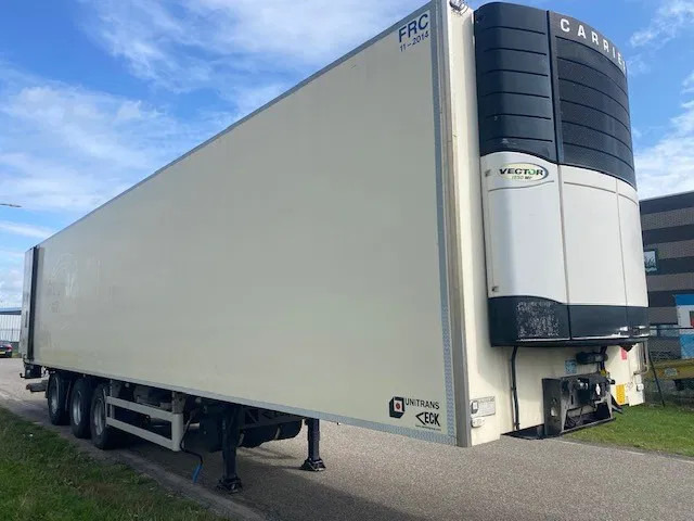 Van Eck koelvries 3 asser stuuras,met carrier vector koelmotor, apk gekeurd - Chladírenský návěs: obrázek 1 Van Eck koelvries 3 asser stuuras,met carrier vector koelmotor, apk gekeurd - Chladírenský návěs: obrázek 1