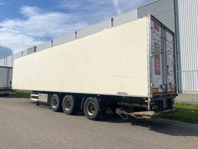Van Eck koelvries 3 asser stuuras,met carrier vector koelmotor, apk gekeurd - Chladírenský návěs: obrázek 3 Van Eck koelvries 3 asser stuuras,met carrier vector koelmotor, apk gekeurd - Chladírenský návěs: obrázek 3