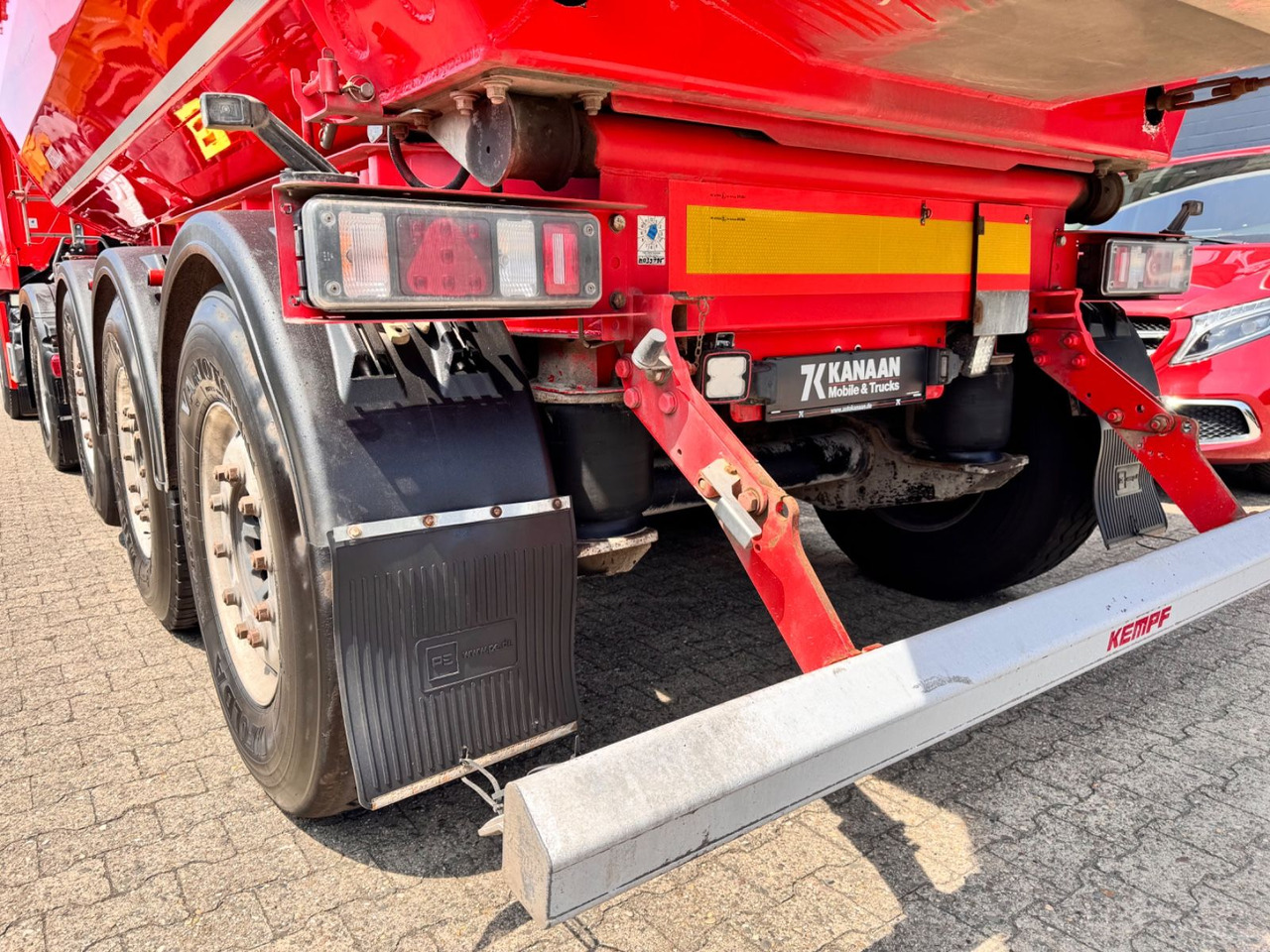 Kempf SKM 35/3 Alu Mulde ca.28m³ el. Verdeck 5.020Kg - Sklápěcí návěs: obrázek 5 Kempf SKM 35/3 Alu Mulde ca.28m³ el. Verdeck 5.020Kg - Sklápěcí návěs: obrázek 5