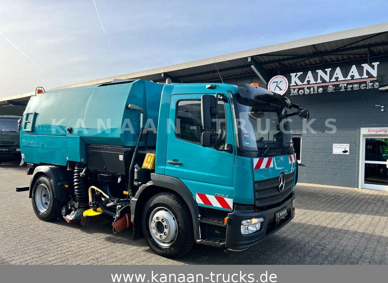 Mercedes-Benz 1324 Atego Johnston VT652 120TKM Euro6b - Zametací vůz: obrázek 1 Mercedes-Benz 1324 Atego Johnston VT652 120TKM Euro6b - Zametací vůz: obrázek 1