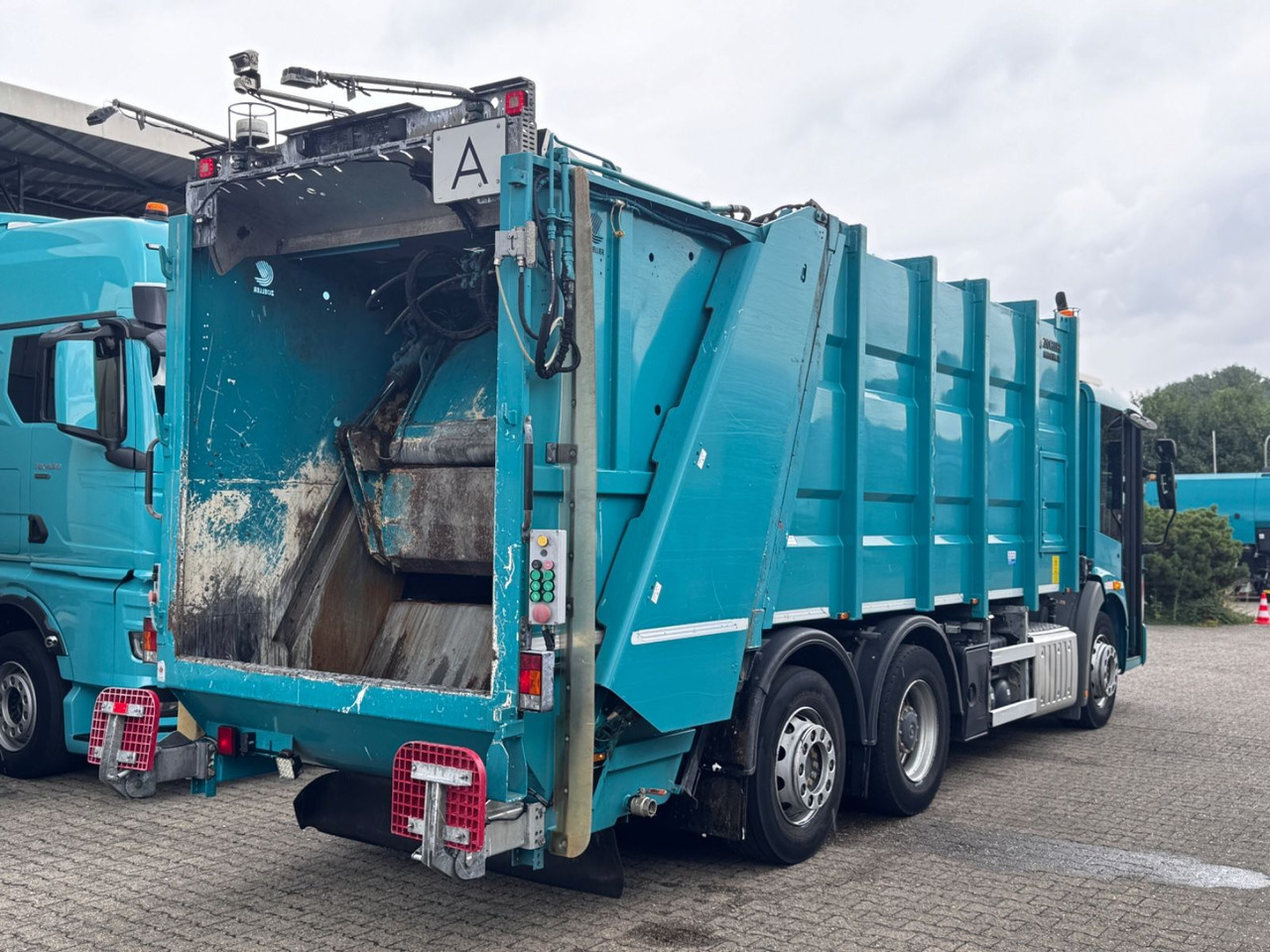 Mercedes-Benz 2630 Econic Müllwagen Zöller - Vůz na odvoz odpadků: obrázek 5 Mercedes-Benz 2630 Econic Müllwagen Zöller - Vůz na odvoz odpadků: obrázek 5