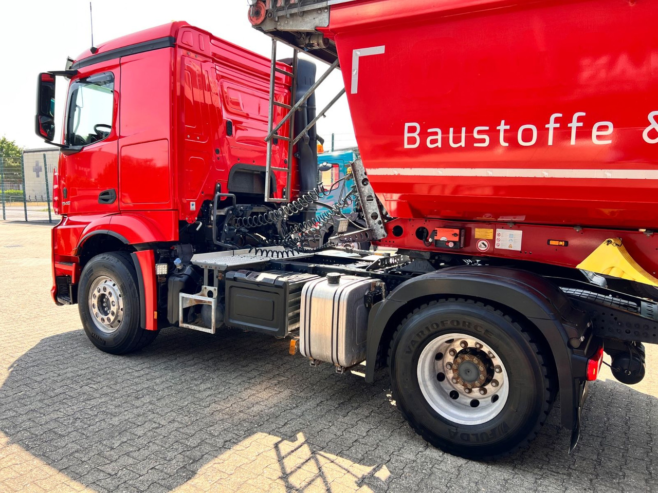 Mercedes-Benz 1846 LS Actros 5 4x2 Kipphydraulik - Tahač: obrázek 3 Mercedes-Benz 1846 LS Actros 5 4x2 Kipphydraulik - Tahač: obrázek 3