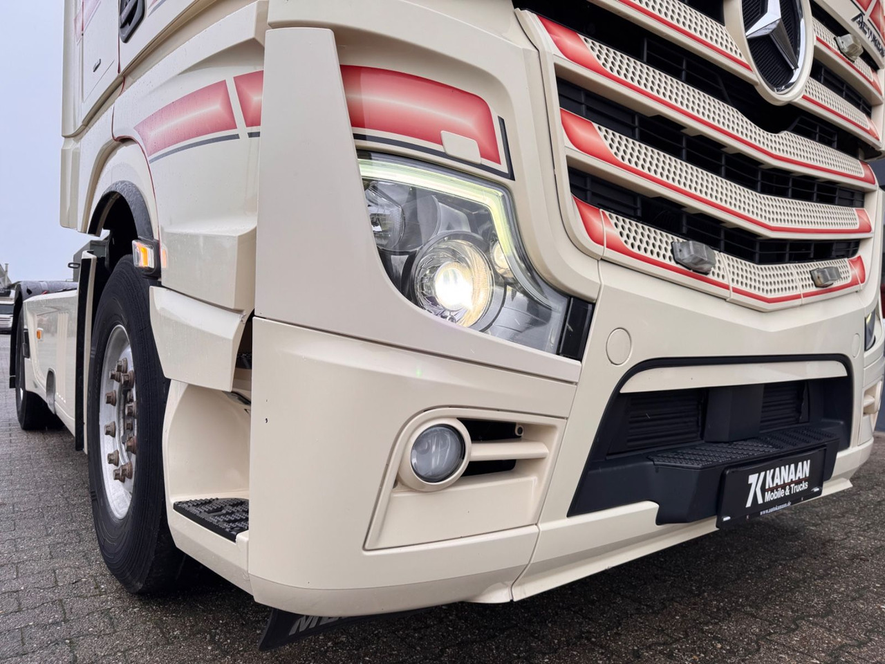 Mercedes-Benz 1848 LS Actros 5  GigaSpace Blatt/Luft leasing Mercedes-Benz 1848 LS Actros 5  GigaSpace Blatt/Luft: obrázek 9