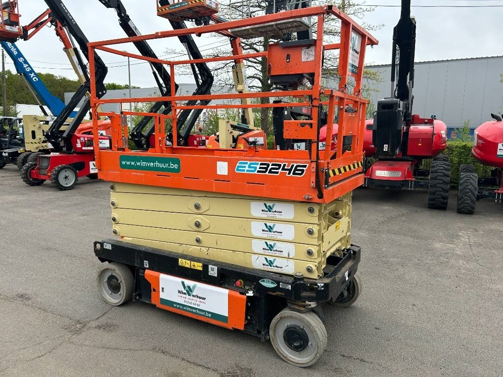 JLG 3246 ES - Nůžková plošina: obrázek 3 JLG 3246 ES - Nůžková plošina: obrázek 3