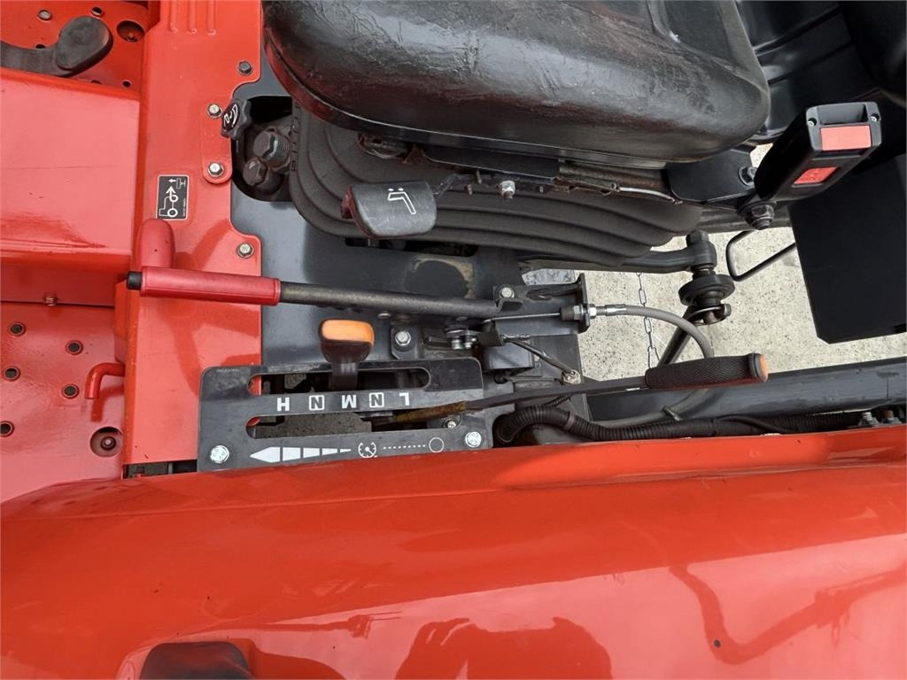 Komunální traktor Kubota L1-382 (7325): obrázek 10 Komunální traktor Kubota L1-382 (7325): obrázek 10