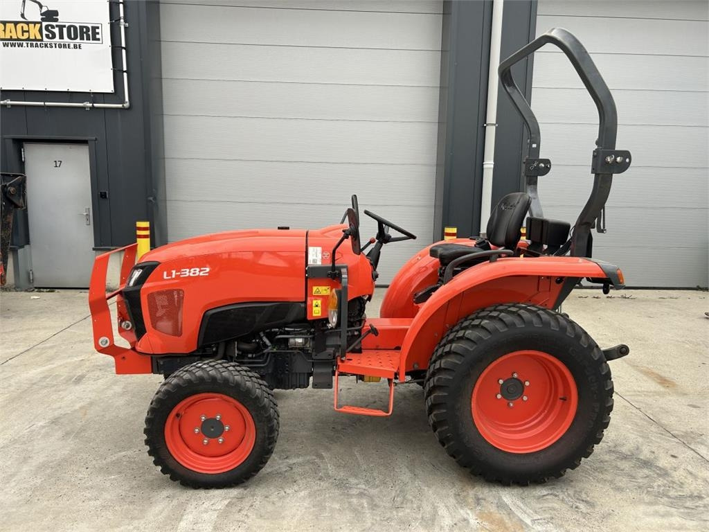 Kubota L1-382 (7325) - Komunální traktor: obrázek 3 Kubota L1-382 (7325) - Komunální traktor: obrázek 3