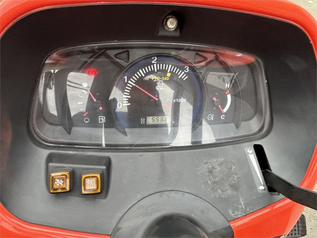 Komunální traktor Kubota L1-382 (7325): obrázek 11 Komunální traktor Kubota L1-382 (7325): obrázek 11