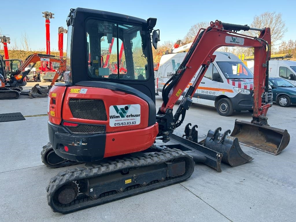Kubota U 36-4 - Mini rýpadlo: obrázek 4 Kubota U 36-4 - Mini rýpadlo: obrázek 4