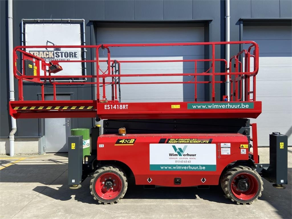 Magni ES1418RT (7940)  - Nůžková plošina: obrázek 4 Magni ES1418RT (7940)  - Nůžková plošina: obrázek 4