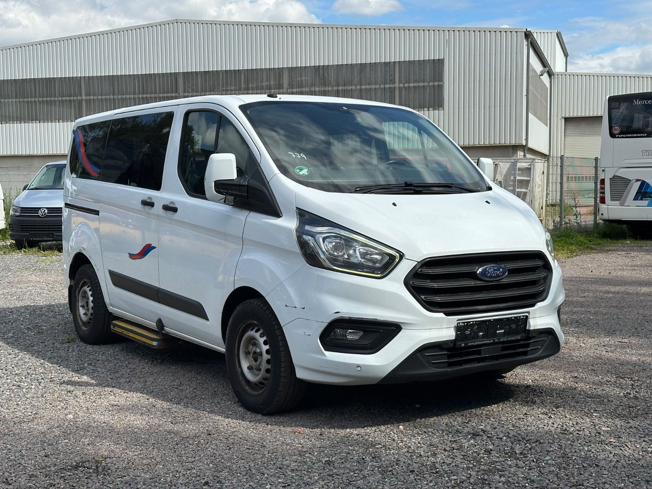 Ford Transit Custom (Klima*Euro 6) - Minibus, Mikrobus: obrázek 1 Ford Transit Custom (Klima*Euro 6) - Minibus, Mikrobus: obrázek 1