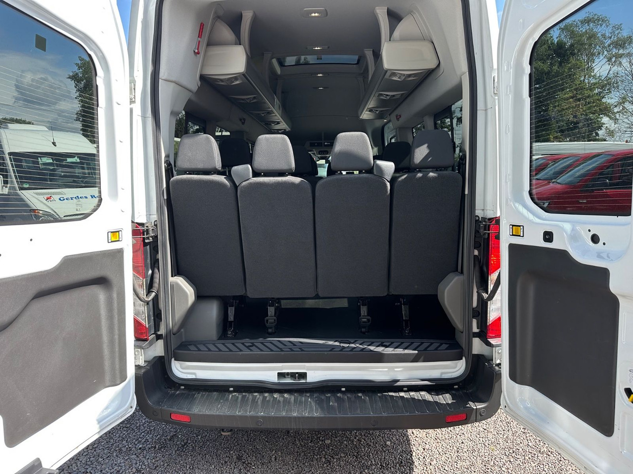 Ford Transit (Klima*PDC Vo+Hi*18 Sitze) - Minibus, Mikrobus: obrázek 3 Ford Transit (Klima*PDC Vo+Hi*18 Sitze) - Minibus, Mikrobus: obrázek 3