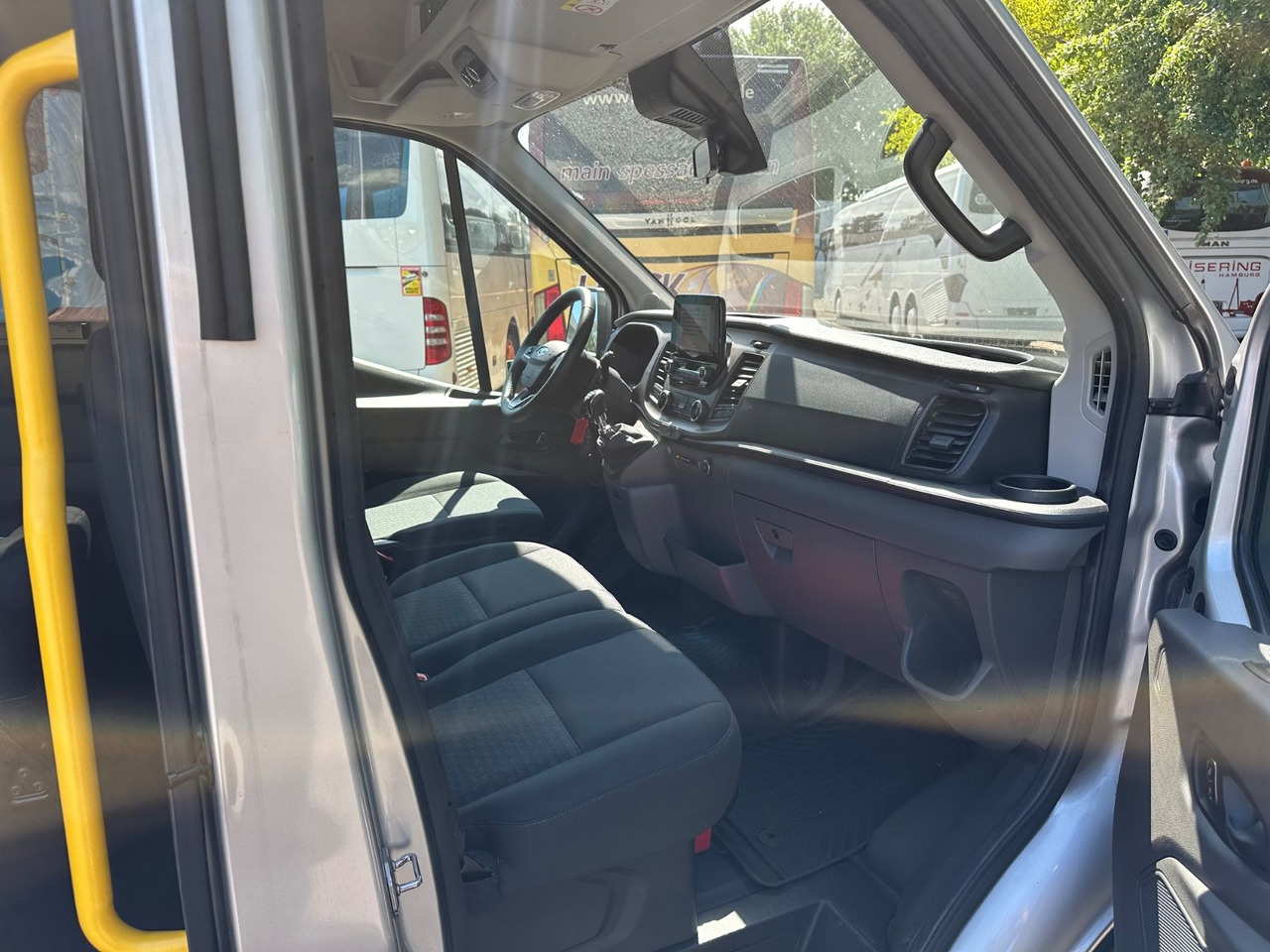 Minibus, Mikrobus Ford Transit (Klima*PDC*Xenon*Kamera*28 tKm): obrázek 11