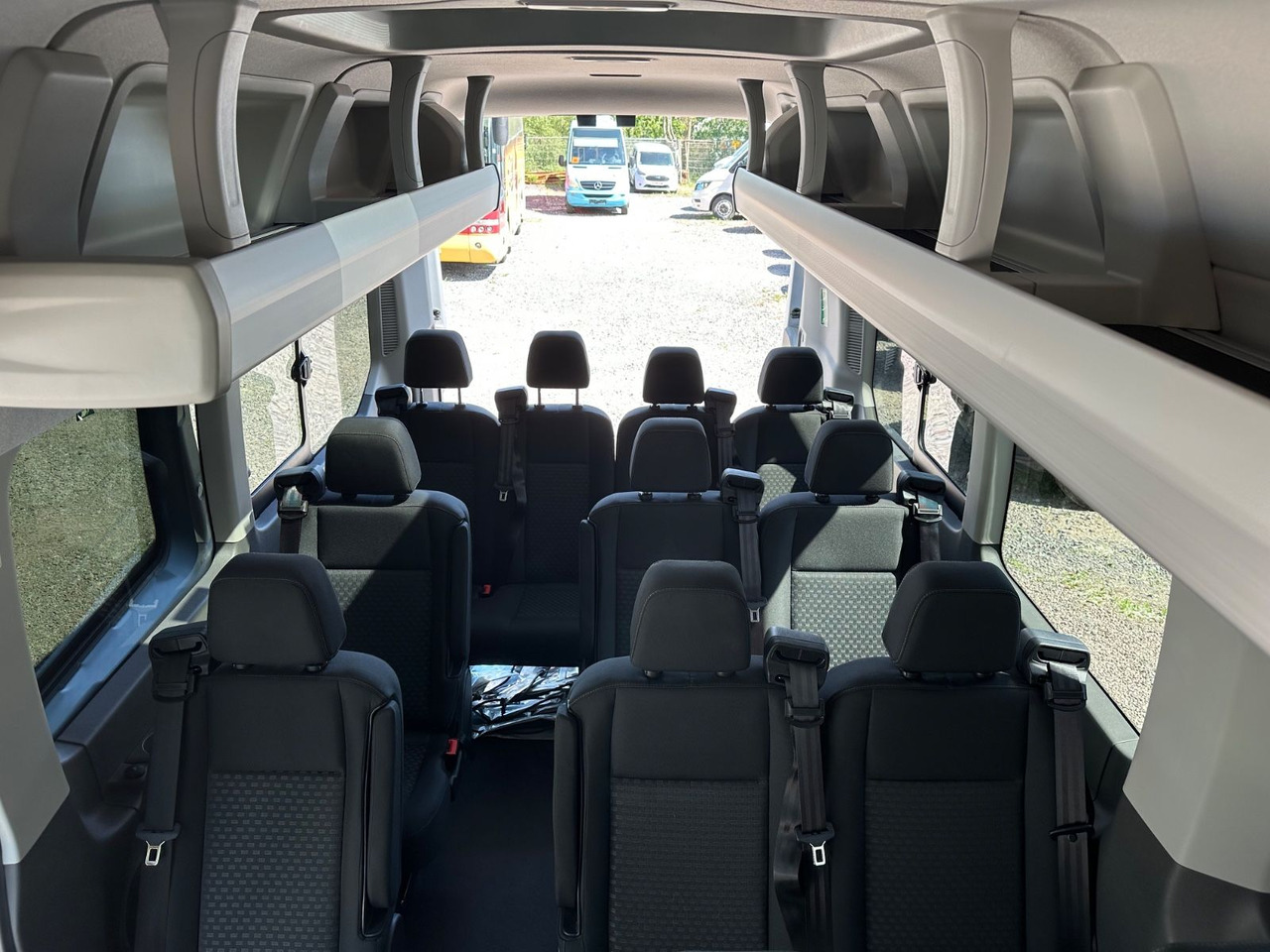 Minibus, Mikrobus Ford Transit (Klima*PDC*Xenon*Kamera*28 tKm): obrázek 16