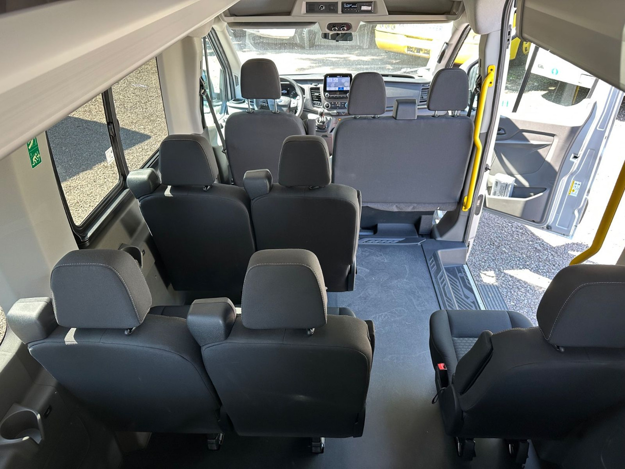 Minibus, Mikrobus Ford Transit (Klima*PDC*Xenon*Kamera*28 tKm): obrázek 19