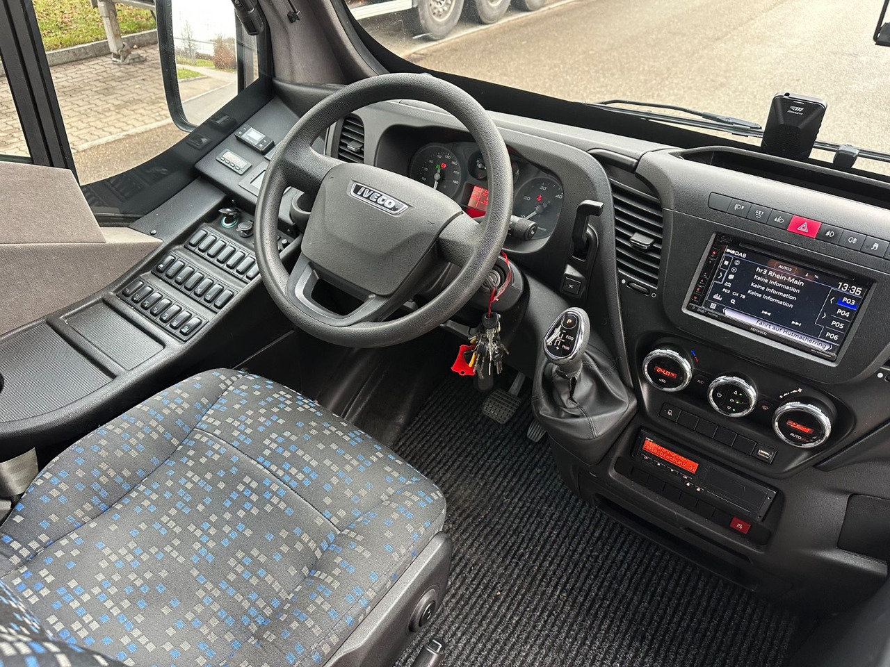 Iveco Atomic AN21 (wenig Km*7.2t) Rosero/ Rapido - Minibus, Mikrobus: obrázek 3 Iveco Atomic AN21 (wenig Km*7.2t) Rosero/ Rapido - Minibus, Mikrobus: obrázek 3