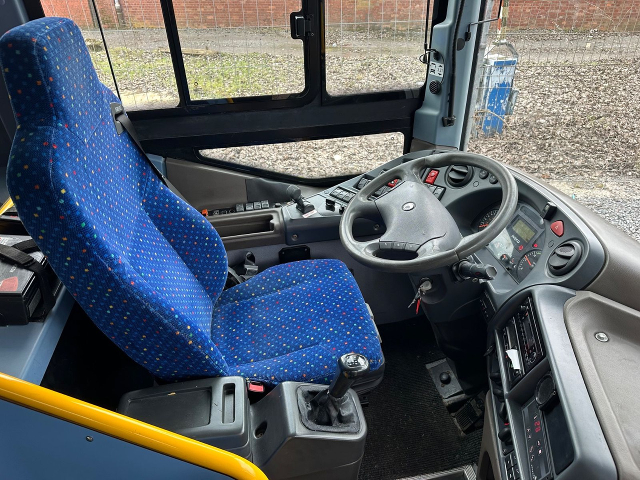 Iveco Irisbus Crossway LE SFR 162 *AC*100 km/h*Schalt Iveco Irisbus Crossway LE SFR 162 *AC*100 km/h*Schalt - Městský autobus: obrázek 4 Iveco Irisbus Crossway LE SFR 162 *AC*100 km/h*Schalt Iveco Irisbus Crossway LE SFR 162 *AC*100 km/h*Schalt - Městský autobus: obrázek 4