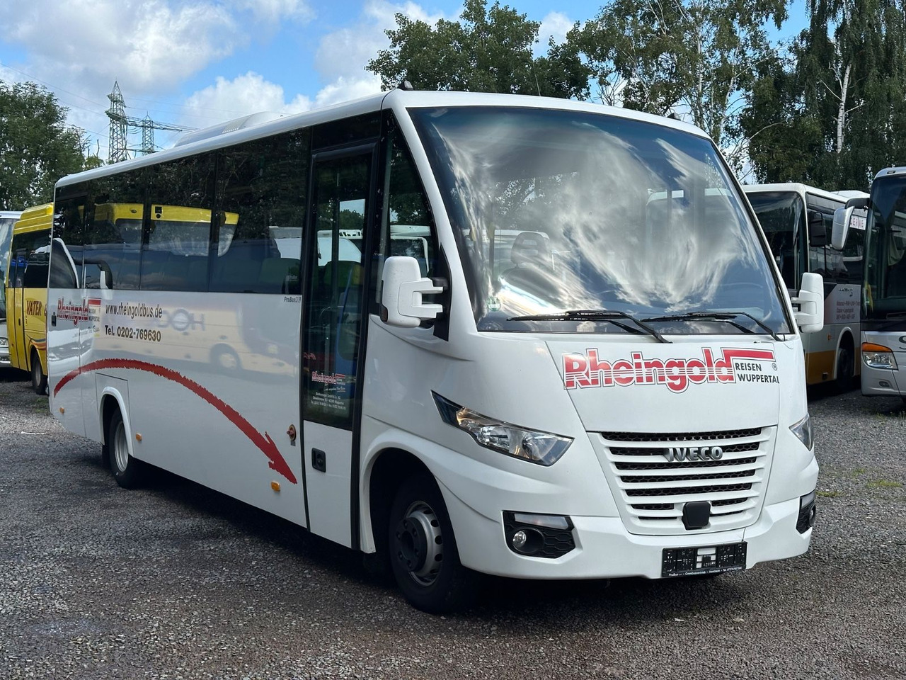 Iveco Rapido 70C18 (wenig Km*7.2t*33 Sitze) Rosero - Minibus, Mikrobus: obrázek 1 Iveco Rapido 70C18 (wenig Km*7.2t*33 Sitze) Rosero - Minibus, Mikrobus: obrázek 1