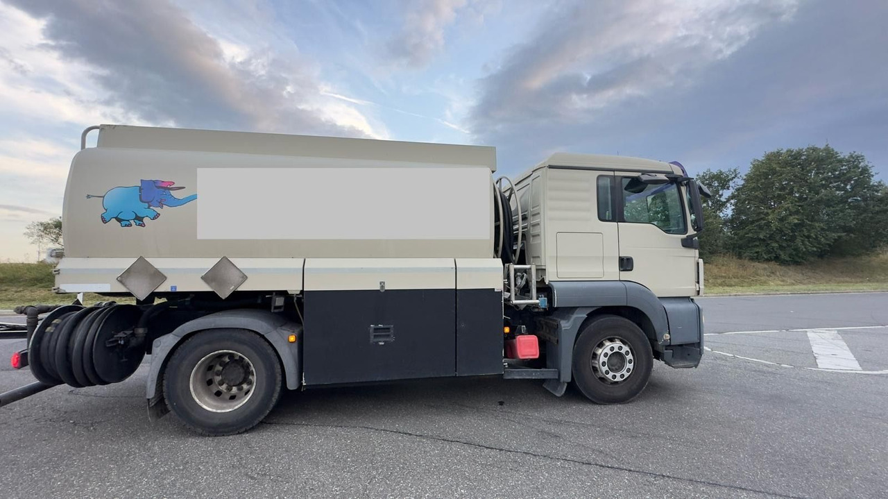 MAN TGS 18.440 4X2 BL A3 (Oben+Untenbefüllung) - Cisternové vozidlo: obrázek 2 MAN TGS 18.440 4X2 BL A3 (Oben+Untenbefüllung) - Cisternové vozidlo: obrázek 2