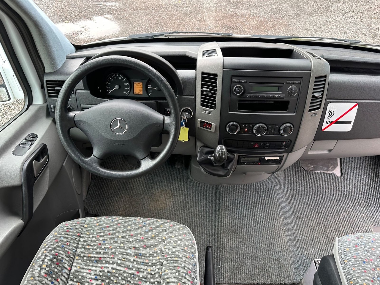 Mercedes-Benz Sprinter 316 CDi (17Sitze*DE*AC*Reise) - Minibus, Mikrobus: obrázek 4 Mercedes-Benz Sprinter 316 CDi (17Sitze*DE*AC*Reise) - Minibus, Mikrobus: obrázek 4