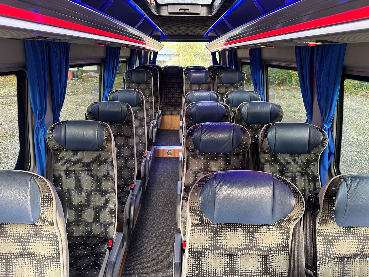 Mercedes-Benz Sprinter 516 CDi (DE*Klima*23 Reisesitze) - Minibus, Mikrobus: obrázek 5 Mercedes-Benz Sprinter 516 CDi (DE*Klima*23 Reisesitze) - Minibus, Mikrobus: obrázek 5