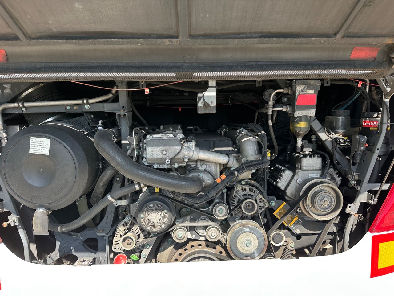 Neoplan P06 Skyliner L (83 Sitze*TOP*Motor Neu*Panorama) - Dvoupatrový autobus: obrázek 4 Neoplan P06 Skyliner L (83 Sitze*TOP*Motor Neu*Panorama) - Dvoupatrový autobus: obrázek 4