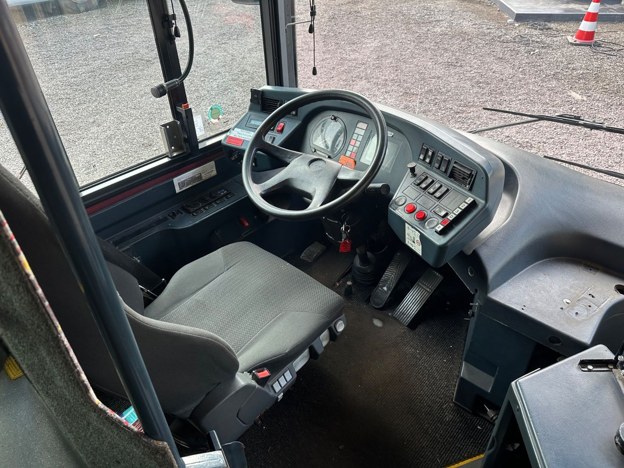 Neoplan PD9 N 4426/3 Centroliner (Motor neu*TÜV 03.26) - Dvoupatrový autobus: obrázek 4 Neoplan PD9 N 4426/3 Centroliner (Motor neu*TÜV 03.26) - Dvoupatrový autobus: obrázek 4