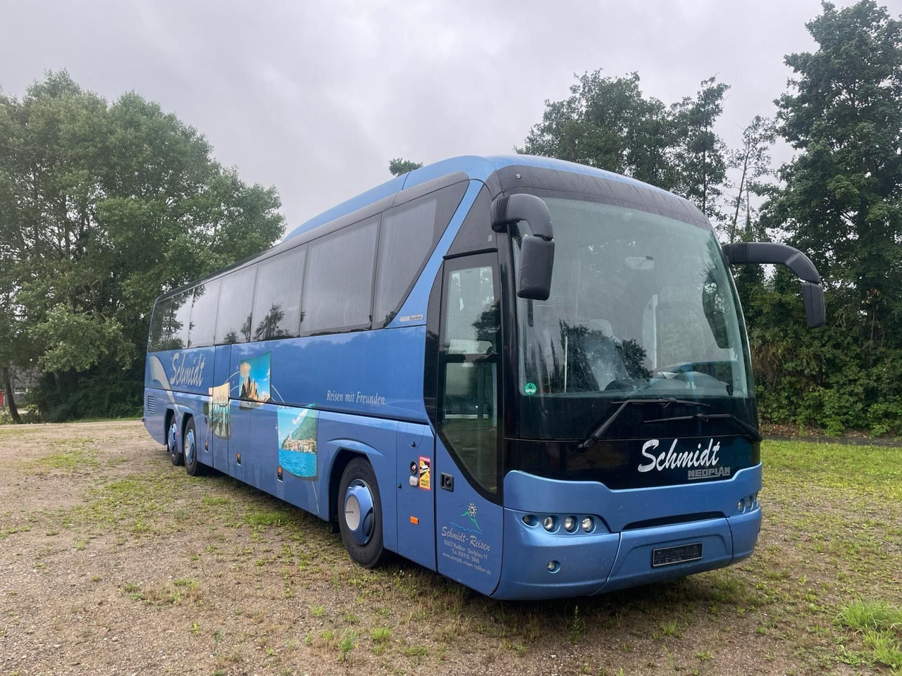 Neoplan Tourliner L P22 (59 Sitze*Schalt*TOP*DE) - Turistický autobus: obrázek 5 Neoplan Tourliner L P22 (59 Sitze*Schalt*TOP*DE) - Turistický autobus: obrázek 5