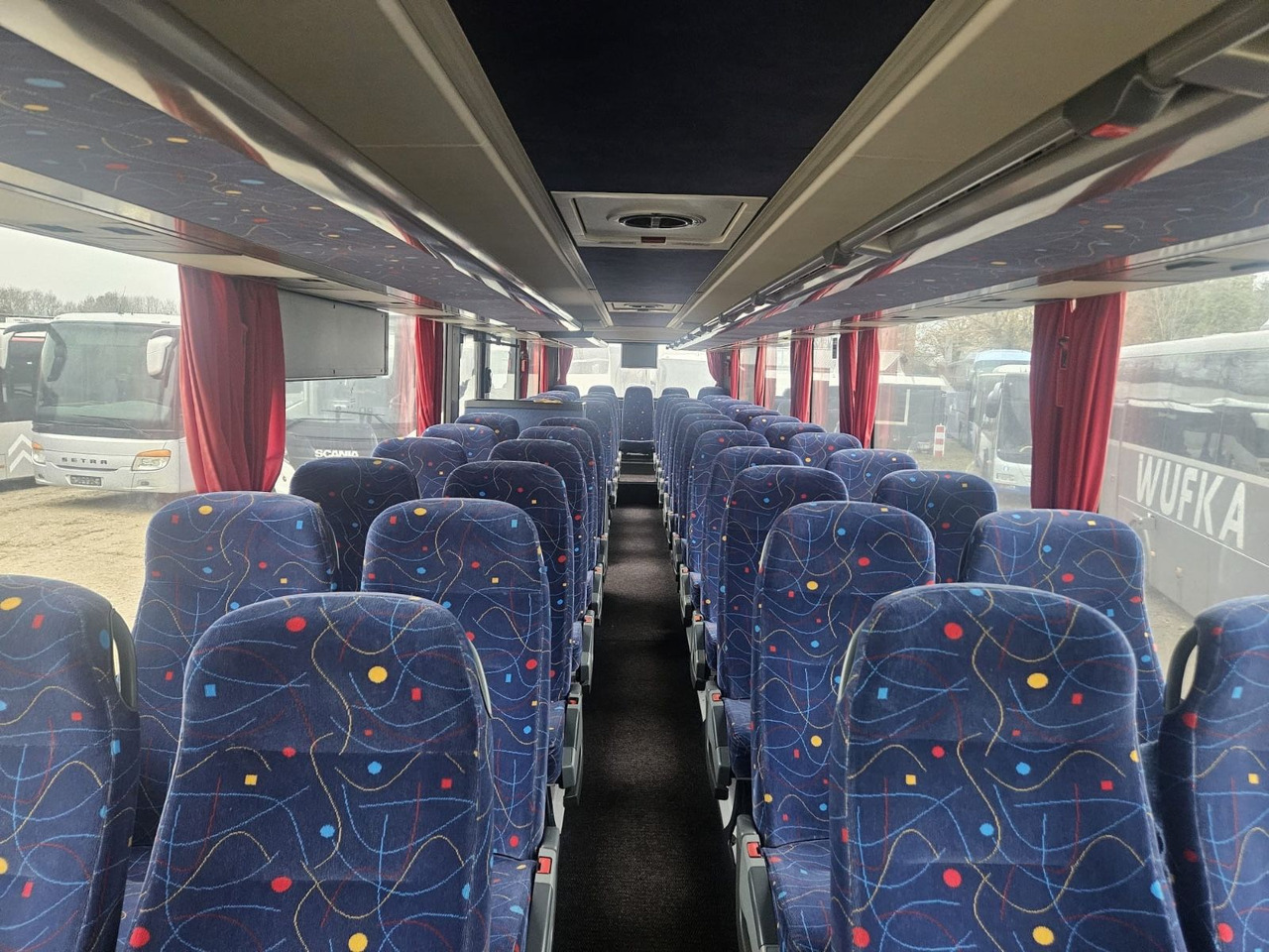 Setra S 315 GT (WC*Klima*TOP) - Autobus příměstský: obrázek 4 Setra S 315 GT (WC*Klima*TOP) - Autobus příměstský: obrázek 4