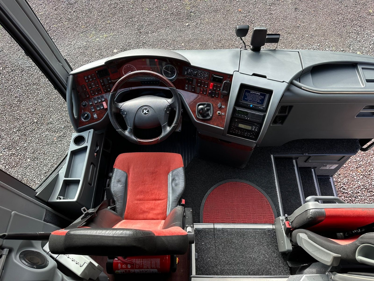 Setra S 416 HDH (V.I.P 2+1 Sitze*Panorama*TOP) - Turistický autobus: obrázek 5 Setra S 416 HDH (V.I.P 2+1 Sitze*Panorama*TOP) - Turistický autobus: obrázek 5