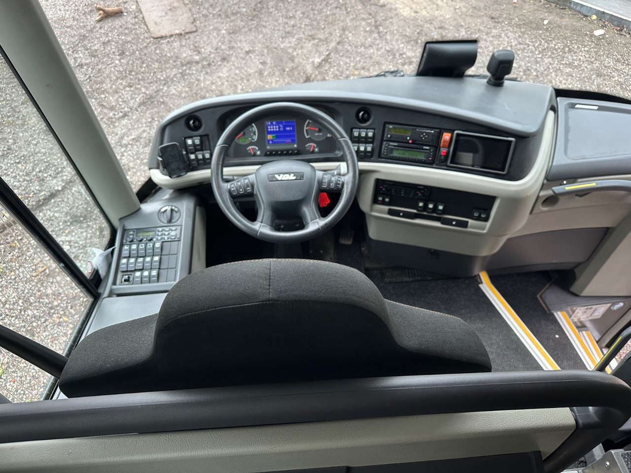 VDL Futura FHD 2-129 (Tourismo M*516 HD) - Turistický autobus: obrázek 5 VDL Futura FHD 2-129 (Tourismo M*516 HD) - Turistický autobus: obrázek 5